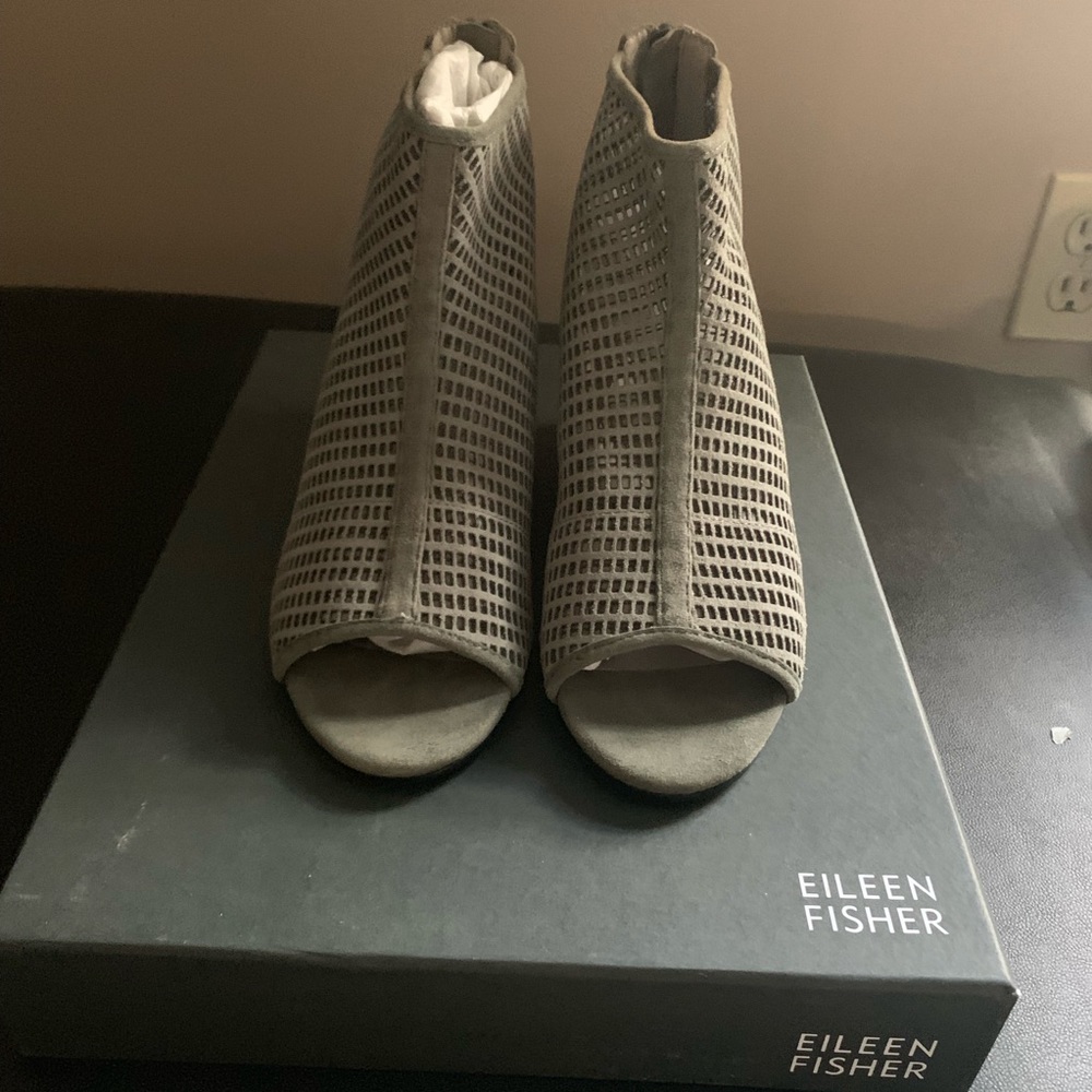 Eileen Fisher Graphite Mesh Suede Bootie Size 8